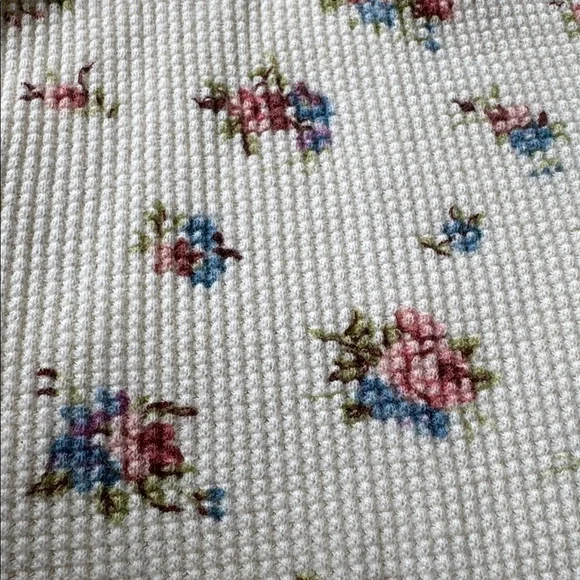 LLBean Thermal Floral Shirt - Picture 2 of 3